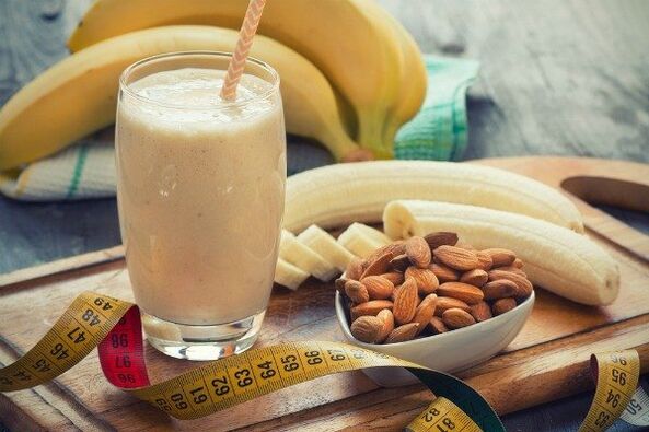 Smarovi s bananom i bademom